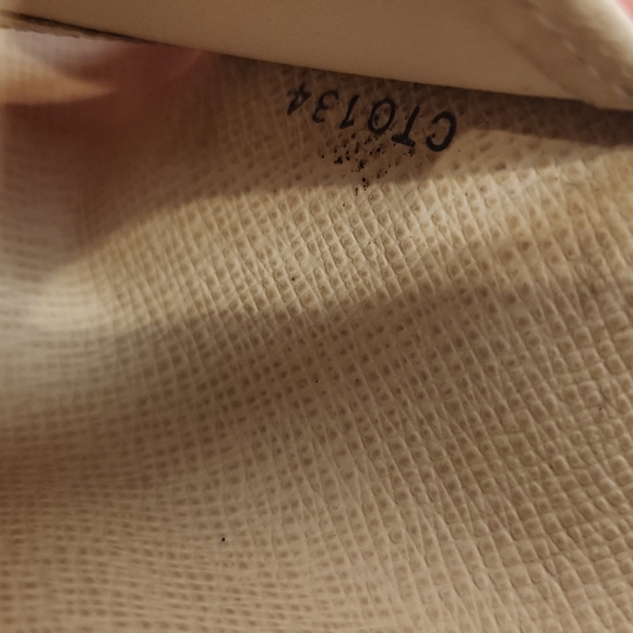 Authentic Louis Vuitton Damier Azur 4 Key Case - Picture 10 of 10